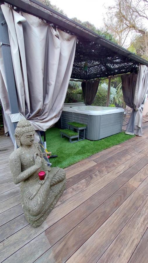 مبيت وإفطار ماندوليو لا نابول Dans Un Jardin Bb Et Jacuzzi المظهر الخارجي الصورة